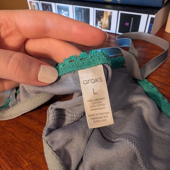 Araks Antonia Bra and Isabella Panty Set Large - Picture 6 of 9